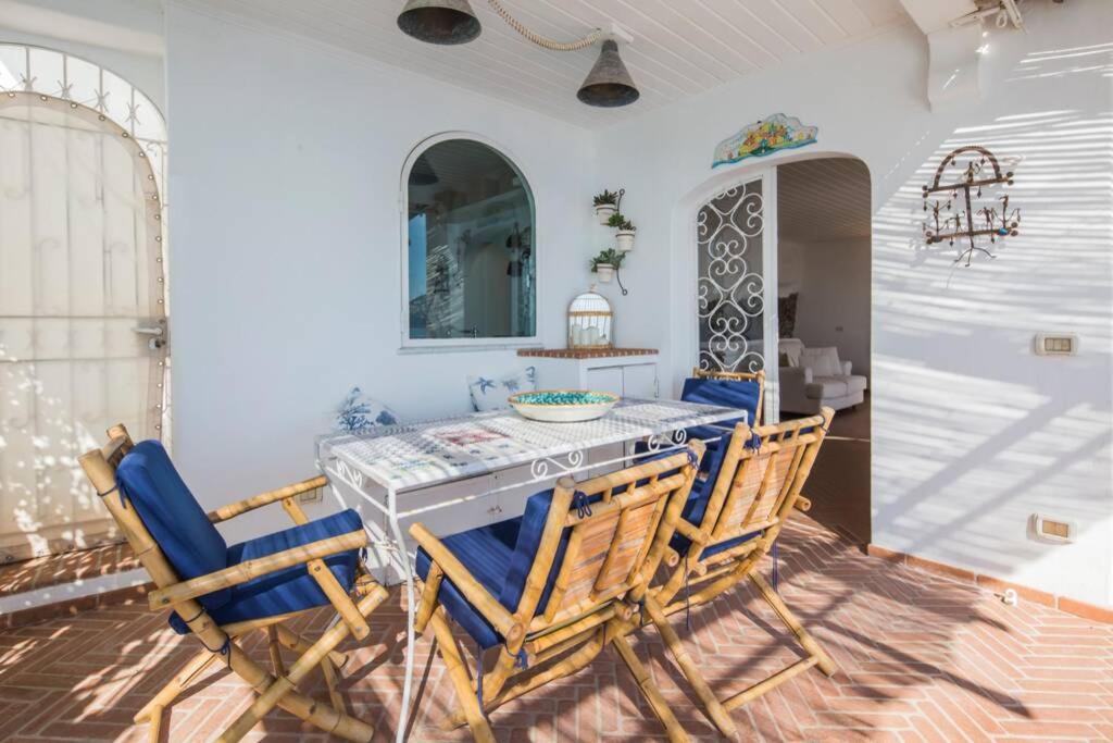 Ferienwohnung I Delfini Positano Exterior foto